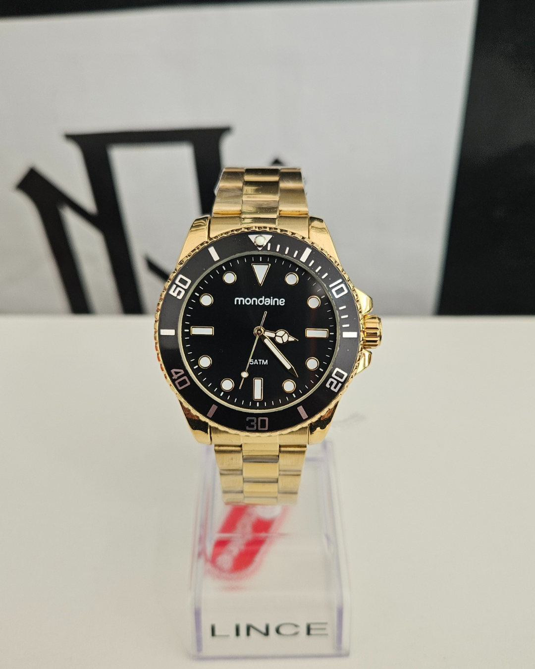 Relógio Mondaine Masculino Dourado com Mostrador Preto