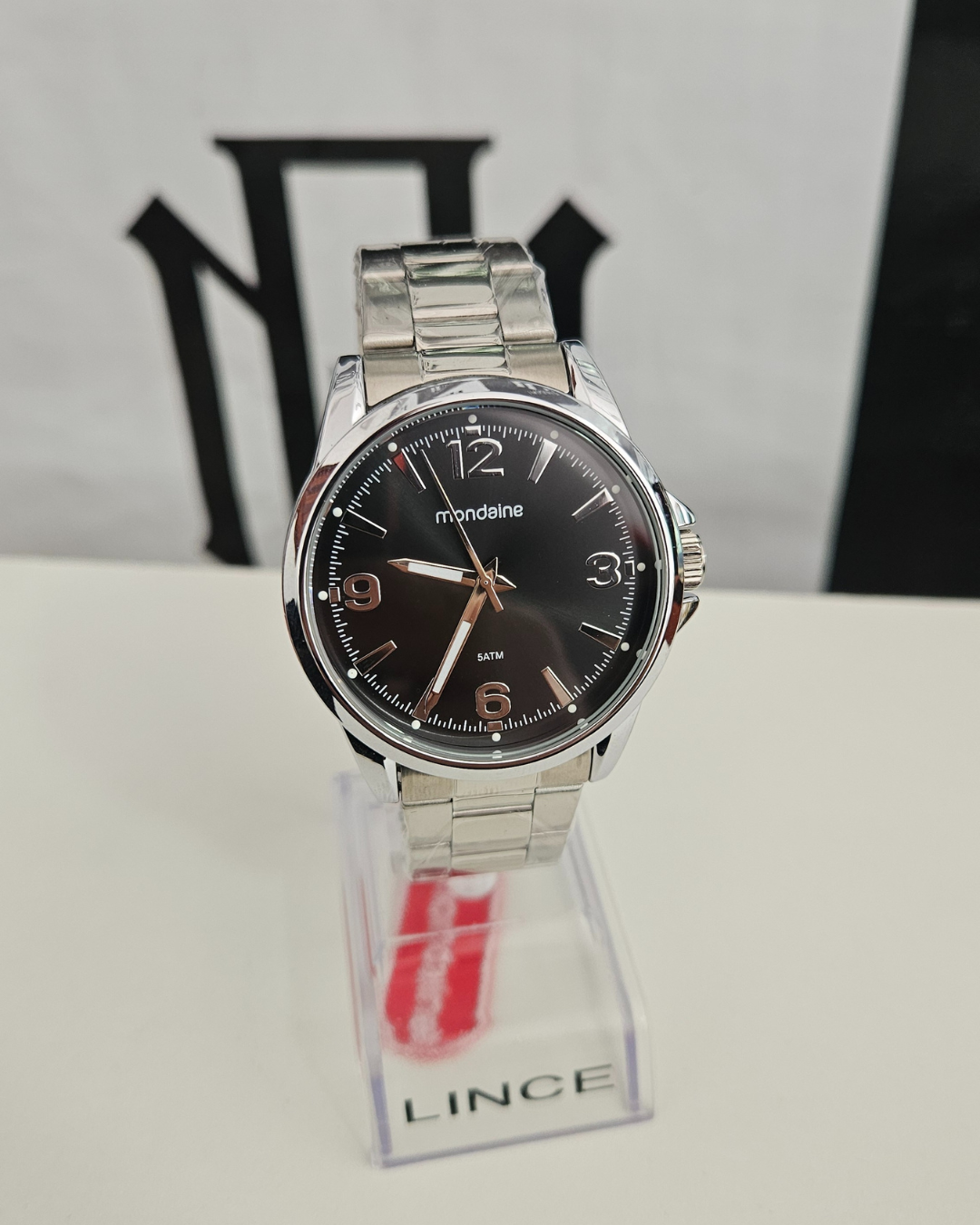 Relógio Mondaine Masculino Prateado com Mostrador Preto