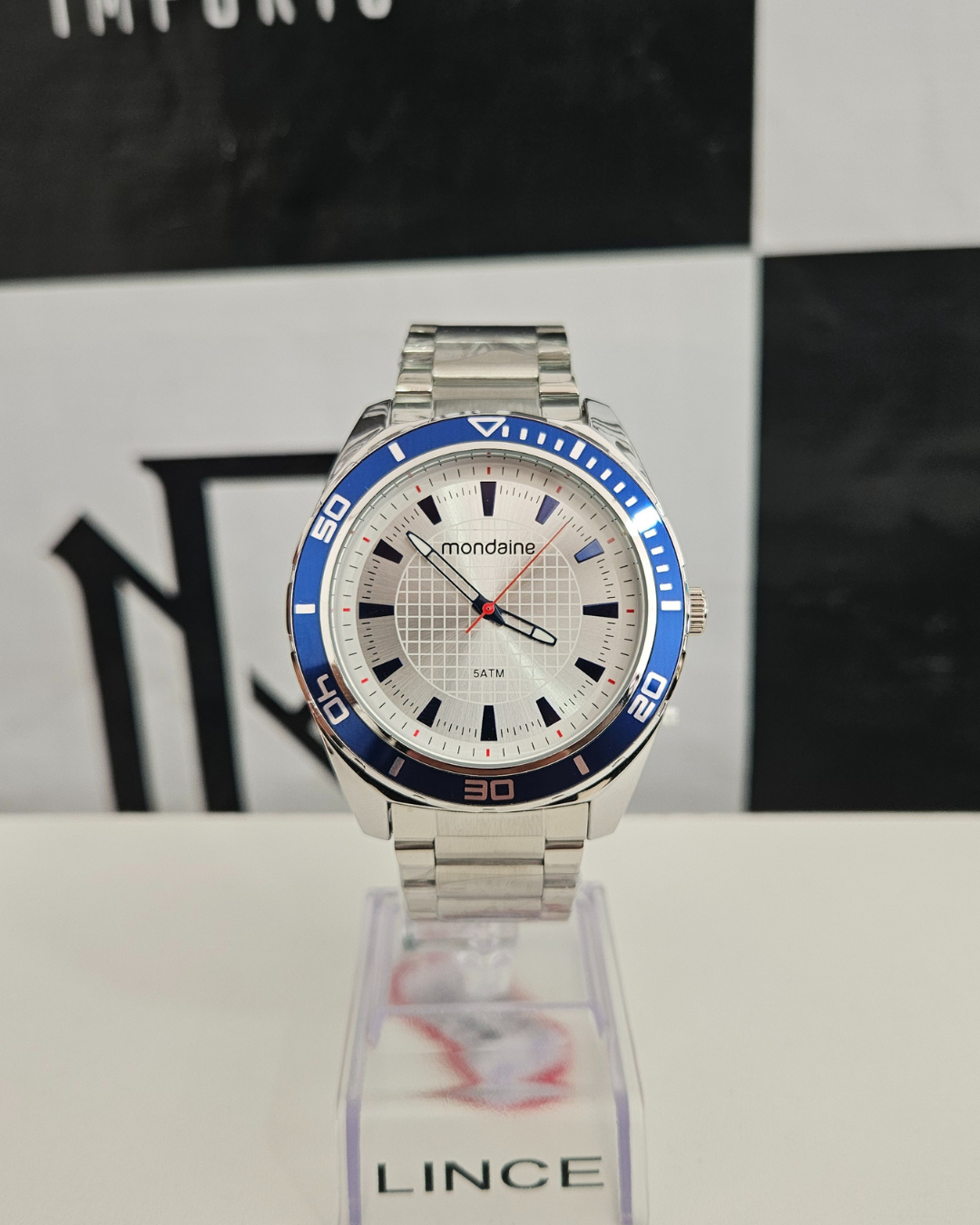 Relógio Mondaine Masculino Prata com Bisel Azul – Analógico