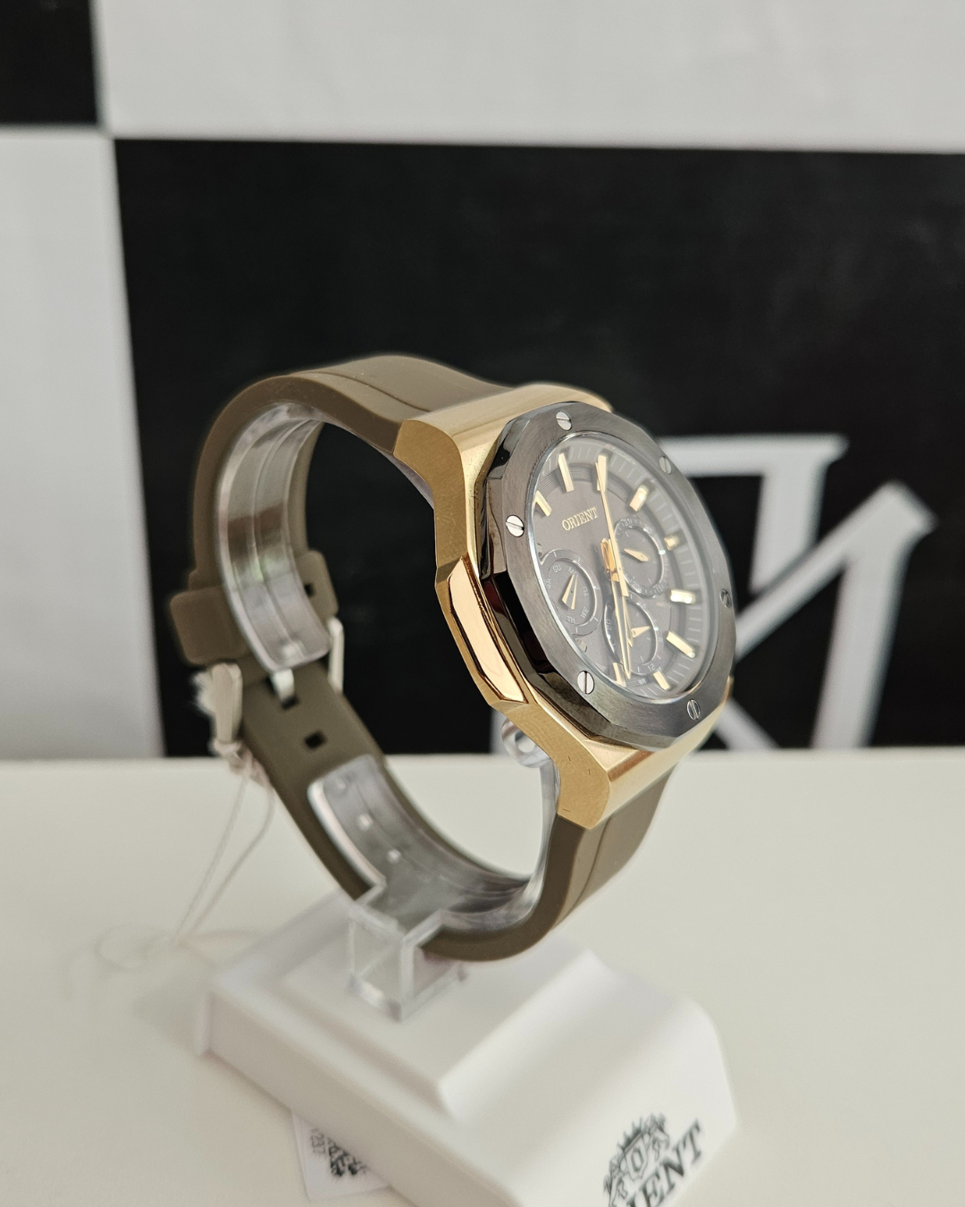 Relógio Orient Unique Cronógrafo Esportivo em Aço – 5 ATM