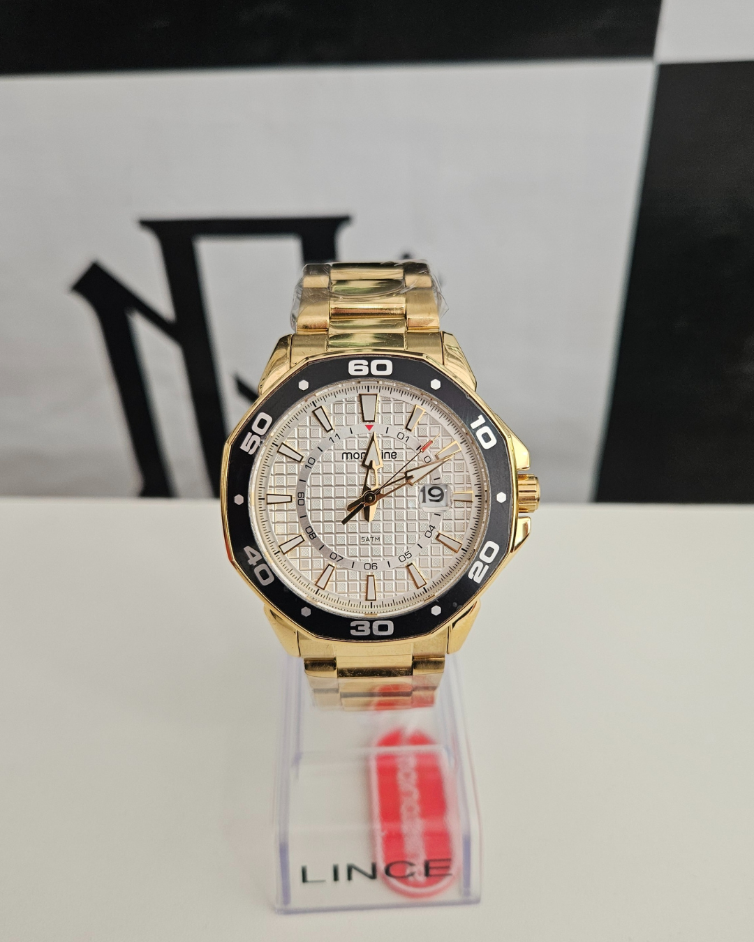 Relógio Mondaine Masculino Dourado/Branco – Ref. 32878GPMVDE1
