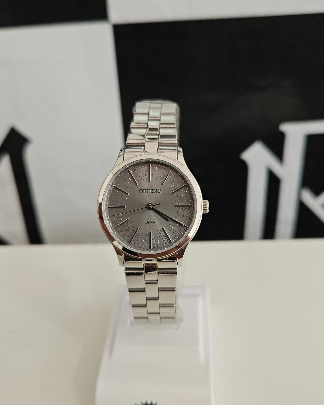 Relógio Feminino Orient Eternal Prateado com Mostrador Cinza