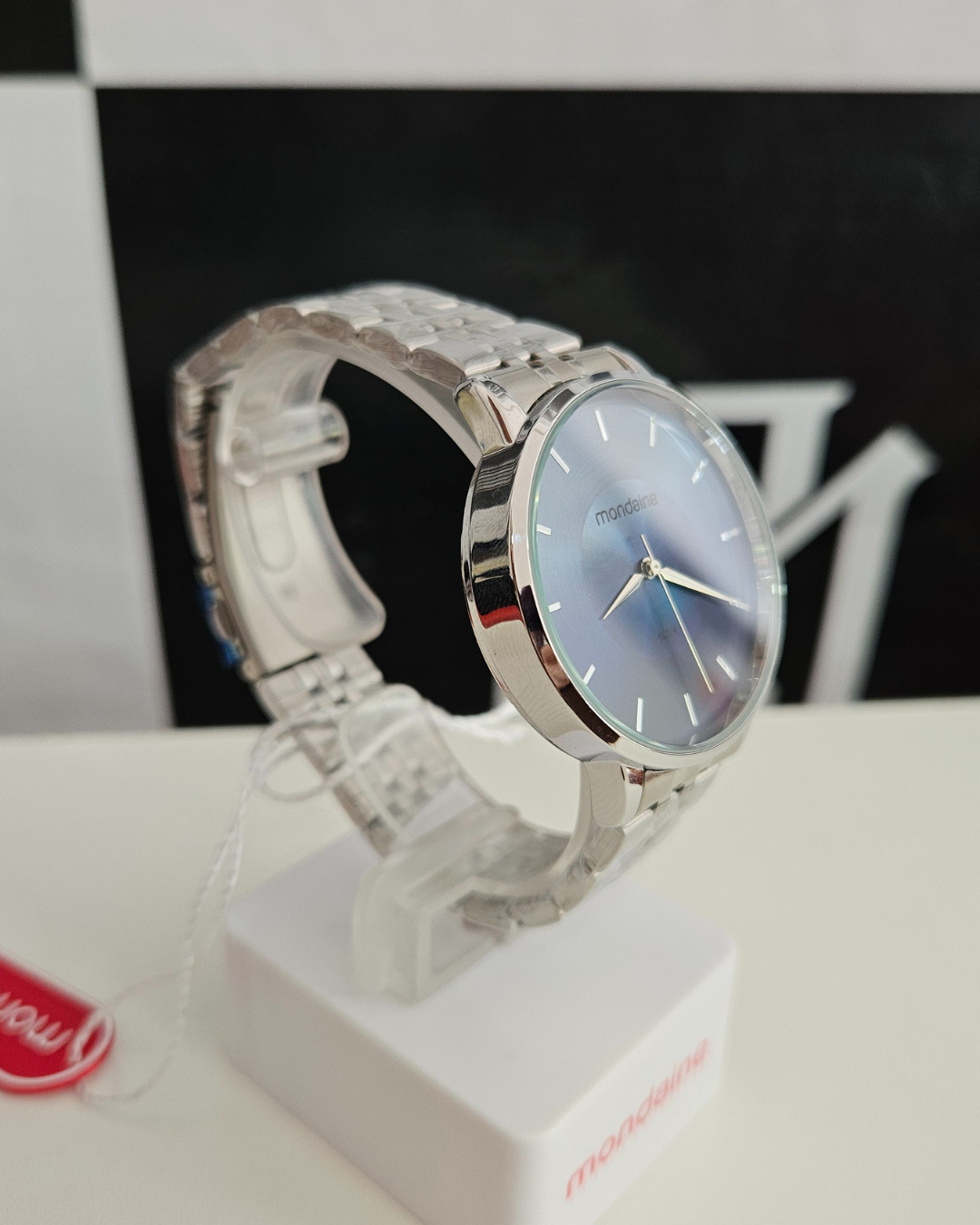 Relógio Mondaine Prateado com Mostrador Azul Degradê – Quartzo